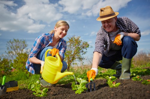 Professional Gardeners Kew commitment to healthy landscapes
